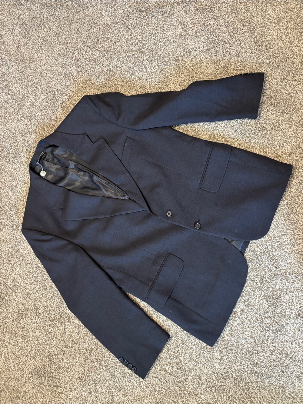 Burberry’s Classic Men's Navy Blazer - Tailored Two-Button Jacket